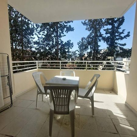 Sunny 2 Bedroom Larnaca Center ภายนอก รูปภาพ